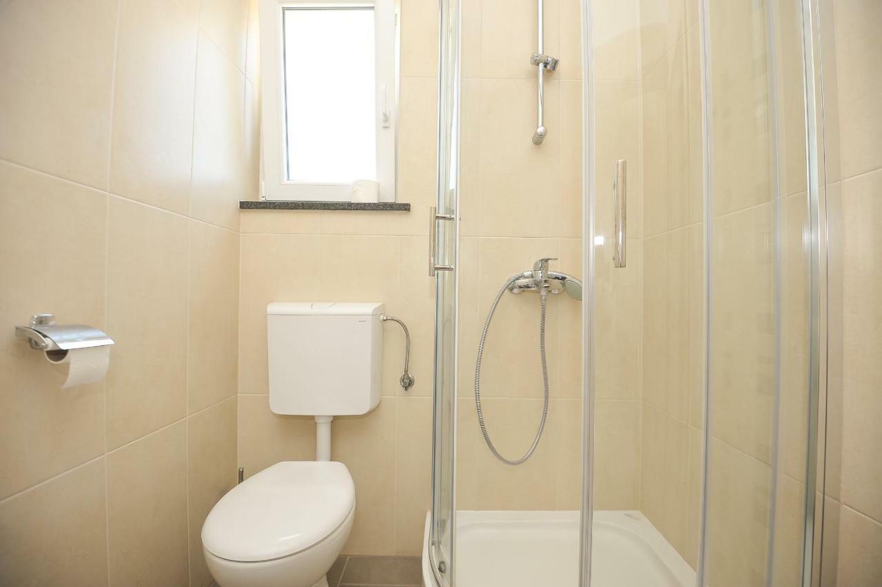 Apartmani Vrtlici Zdenka Stara Novalja Exterior foto