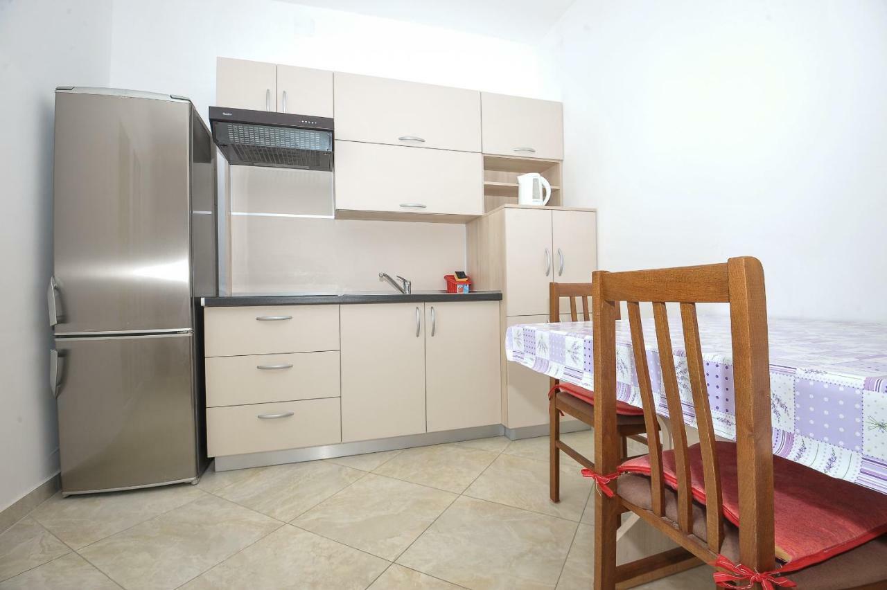 Apartmani Vrtlici Zdenka Stara Novalja Exterior foto